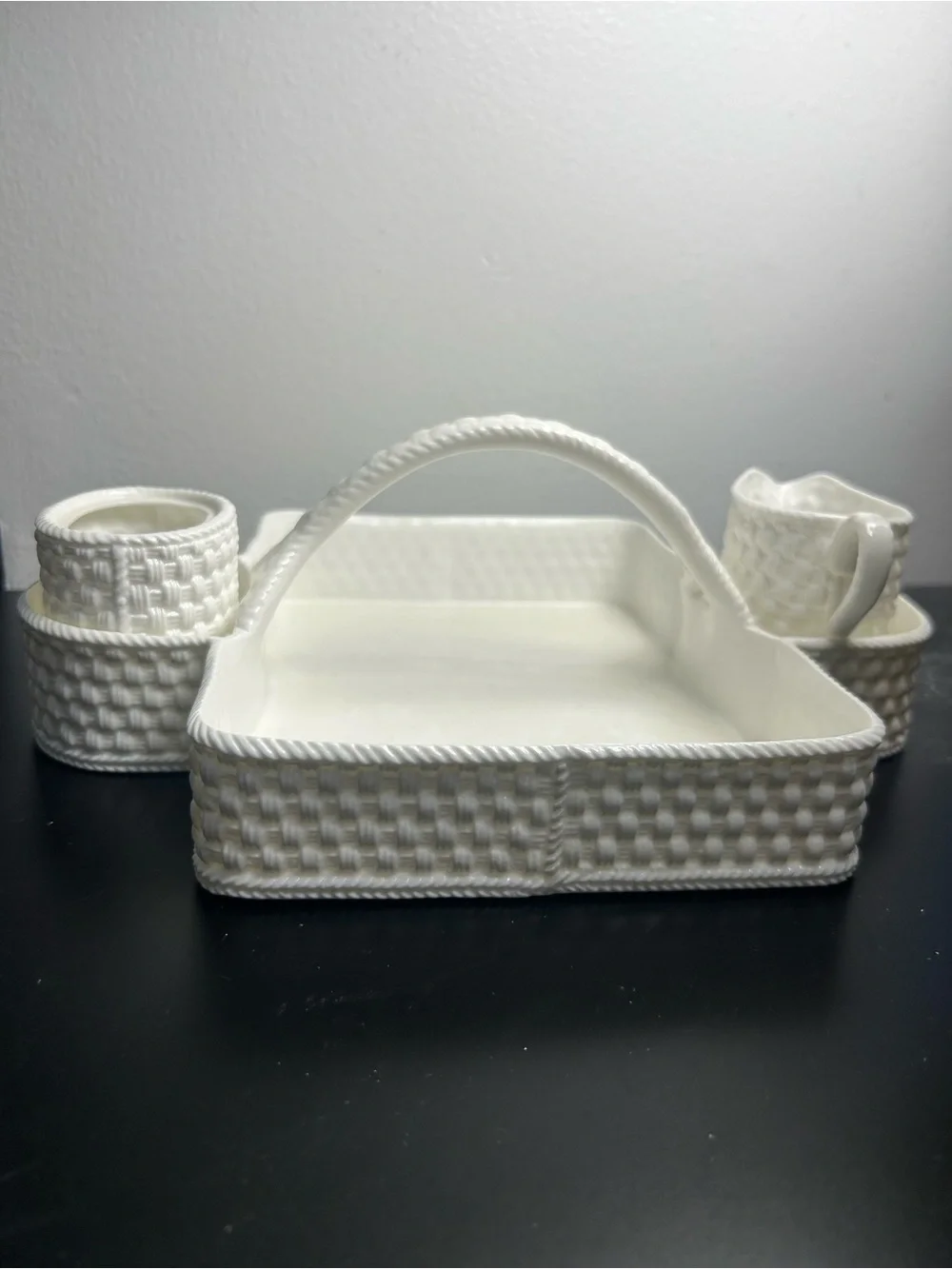 Tiffany & Co. Cream Woven-Style Ceramic Server Set with Handle